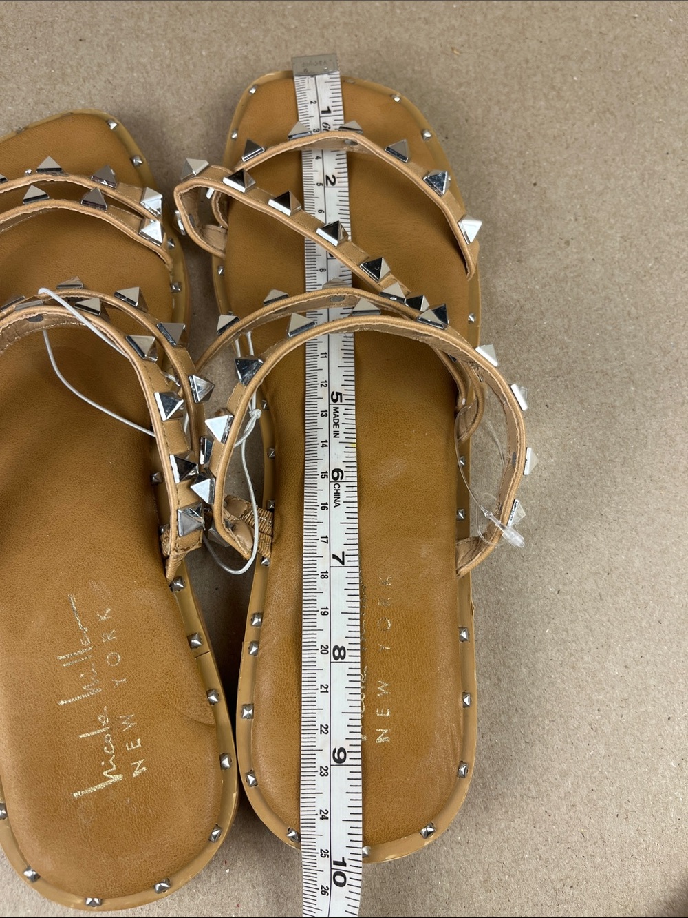 NWOT Nicole Miller Studded Tan Strappy Slide Sandals Women size 7.5 - Picture 5 of 7